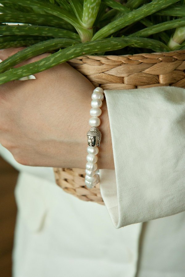Bracelets bouddha : un parfum de sérénité à votre poignet